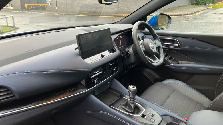 Nissan Qashqai 1.3 DiG-T MH 158 Tekna 5dr Petrol Hatchback